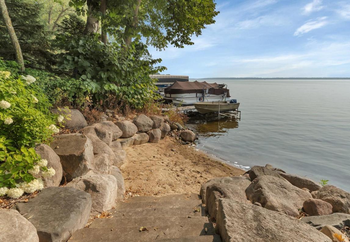 Quarterdeck Nisswa